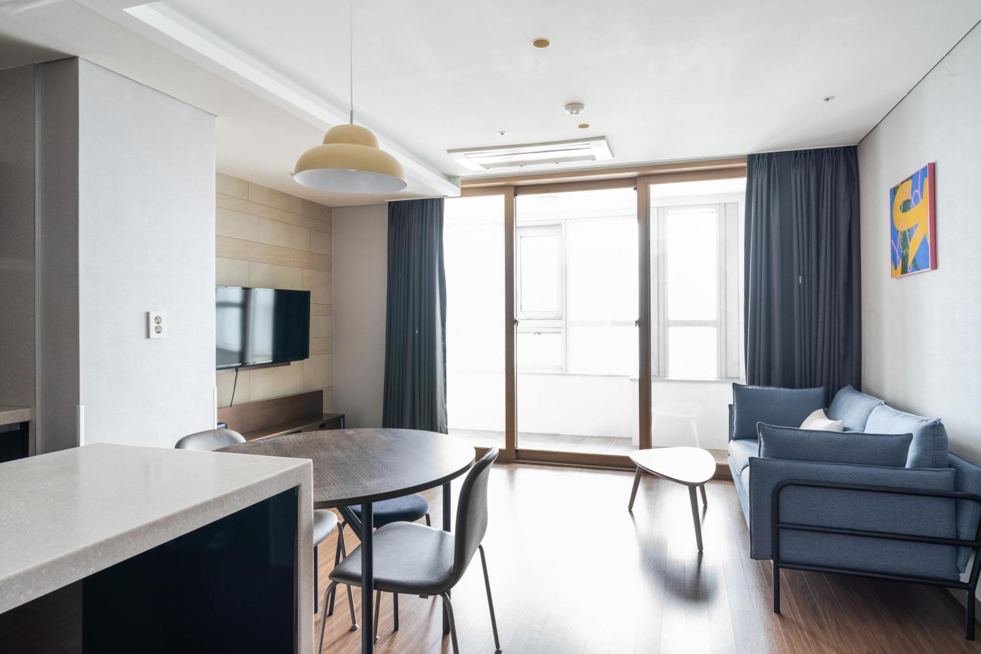 Urbanstay Haeundae Station Busan Esterno foto